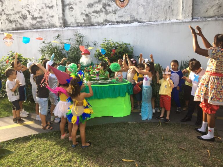 Aniversário do Anão Atchim